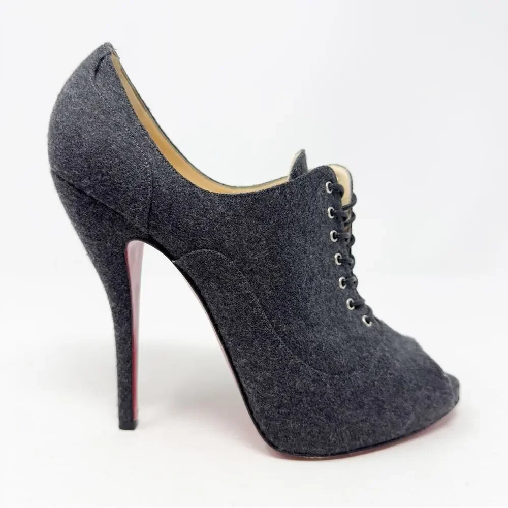 Christian Louboutin Lady Derby Flannel Lace Up Peep Toe Booties Womens Size 40